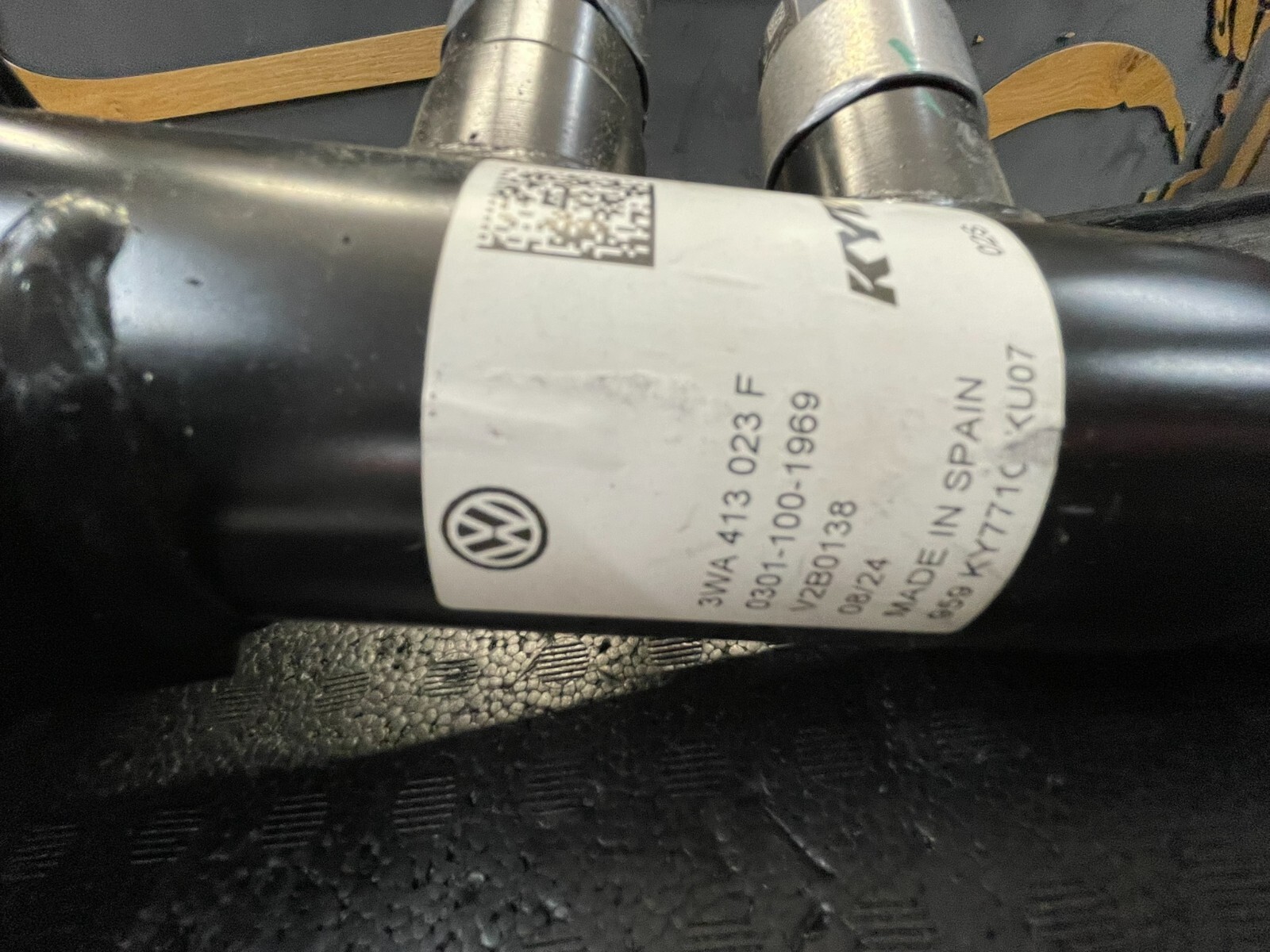 VW PASSAT , ŠKODA SUPERB EL. FRONT GAS SCHOCK DÄMPFER 3WA413023F ORIG. NEU TEIL - Obrázek 5