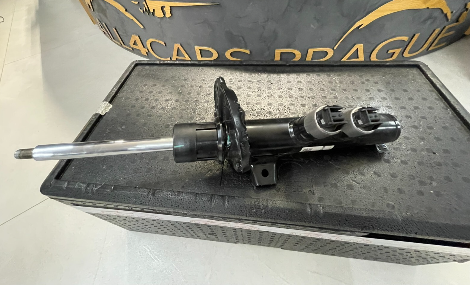 VW PASSAT , ŠKODA SUPERB EL. FRONT GAS SCHOCK DÄMPFER 3WA413023F ORIG. NEU TEIL - Obrázek 10