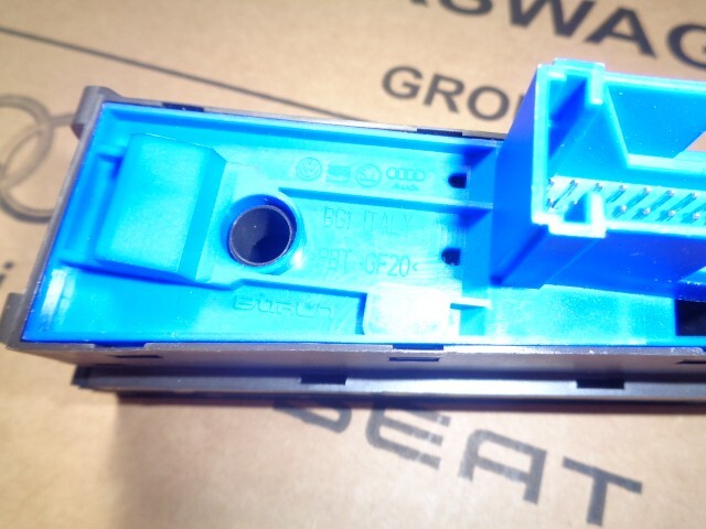 VW PASSAT/CC BEDIENEINHEIT MIT DRUCKTASTEN 3AC927238 Fast Neu dem v Test Wagen - Obrázek 16