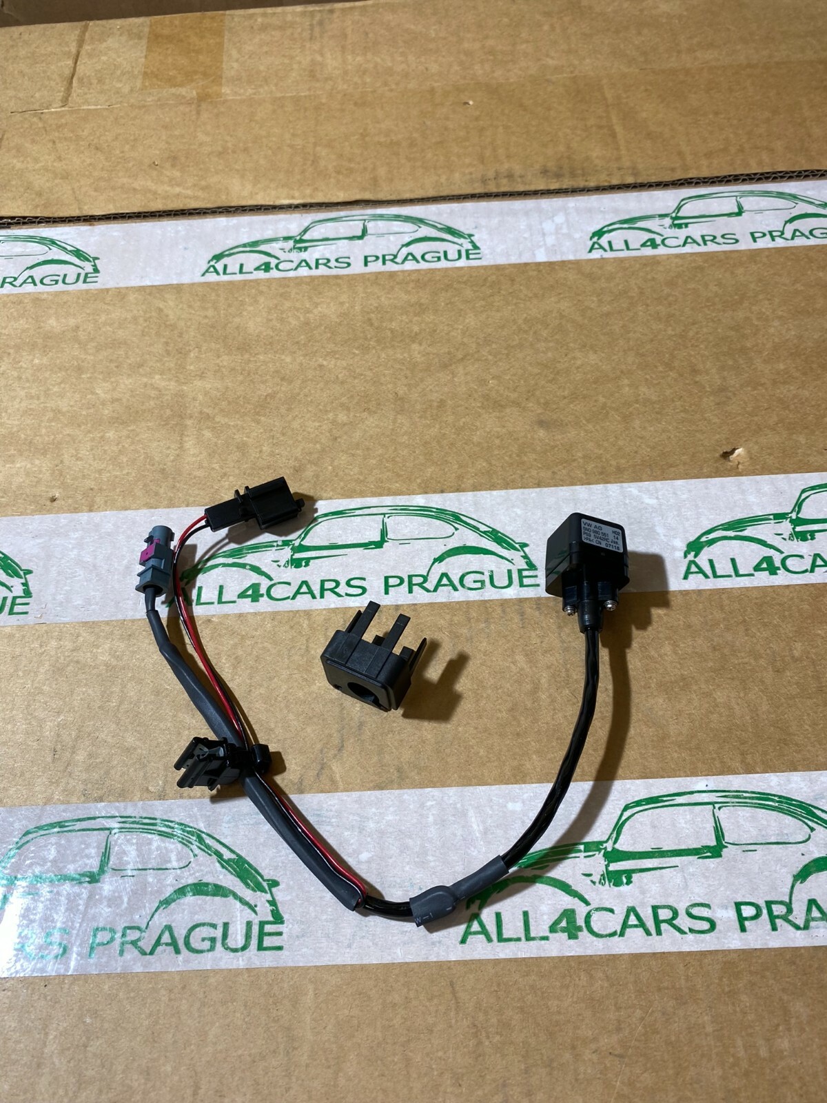 VW TIGUAN 2008 - 2011 RÜCKFAHRKAMERA EINPARKHILFE 5N0980551 ORIGINAL NEU!!