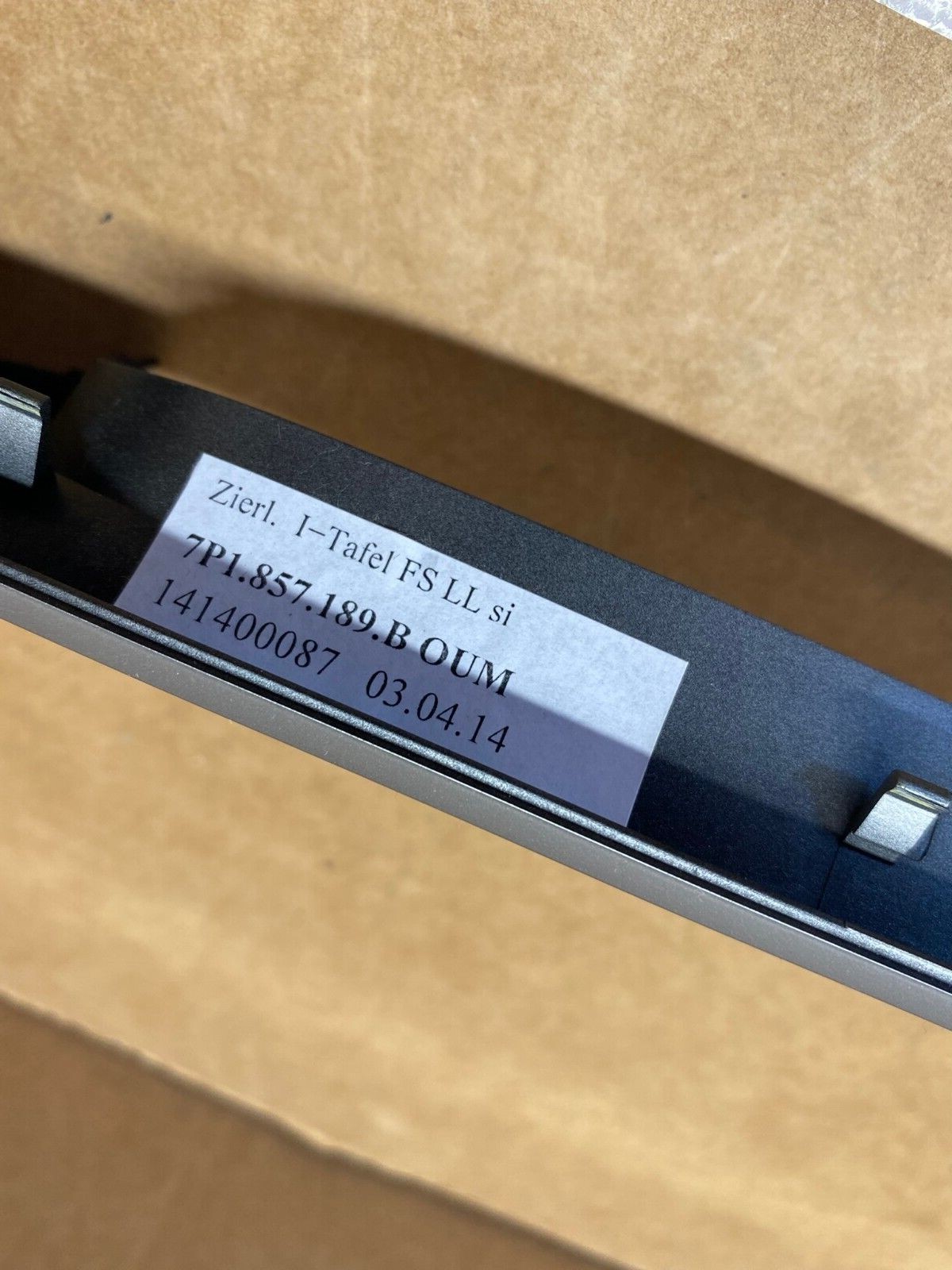 VW TOUAREG 7P BLENDE FUR KOMBIINSTRUMENT ALUMINIUM-MATT 7P1857189B ORIG.NEU!! - Obrázek 7