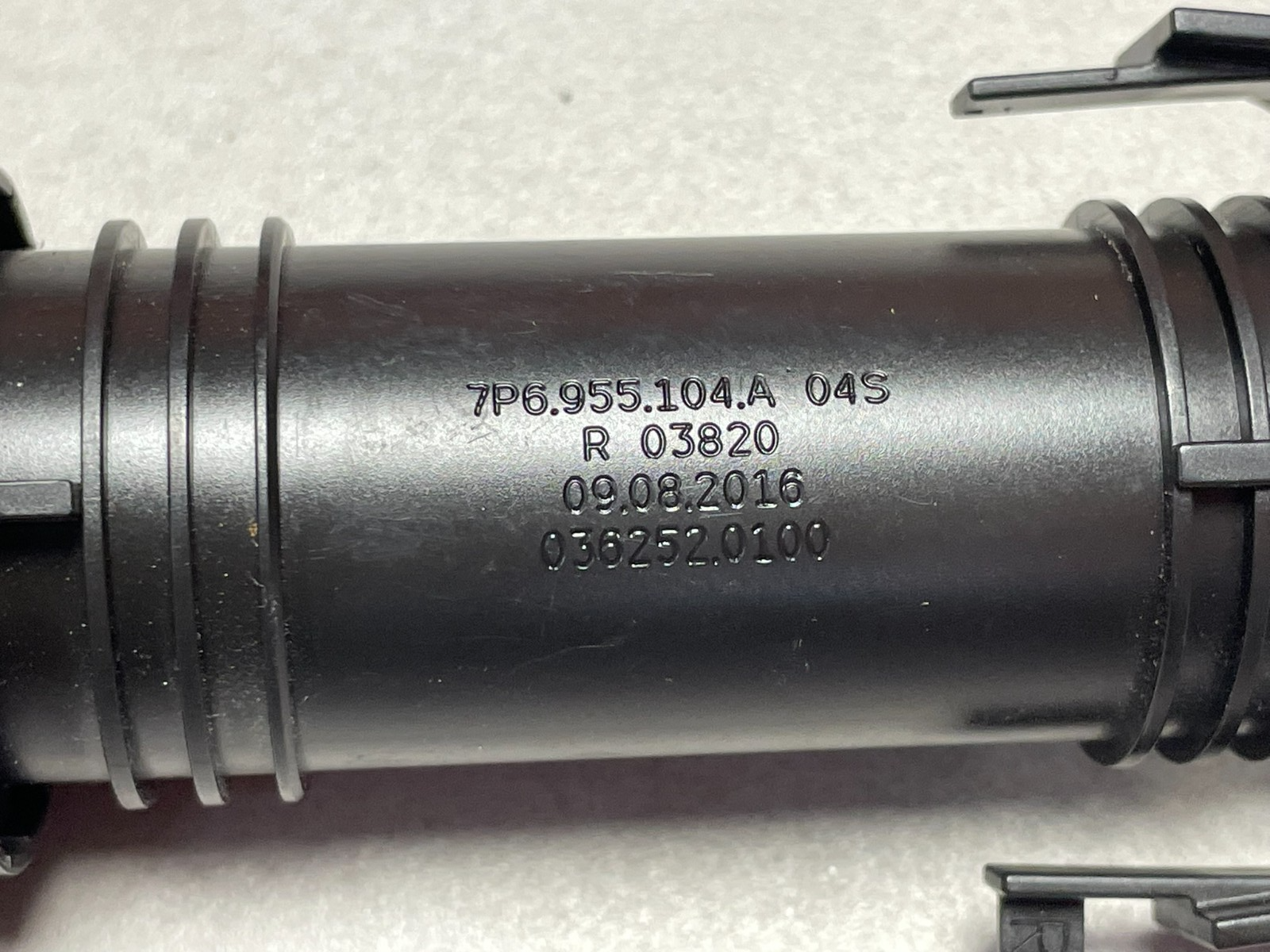 VW TOUAREG 7P HUBZYLINDER MIT DÜSENTRÄGER UND SPRITZDÜSE RECHTS 7P6955104A ORIG. - Obrázek 10