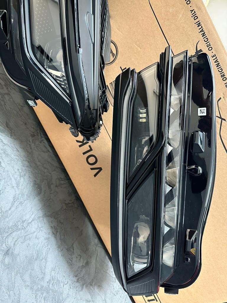 VW TOUAREG HEADLIGHTS BLACK MATRIX 761941081A-761941082A - 761941113A-761941114A - Obrázek 10