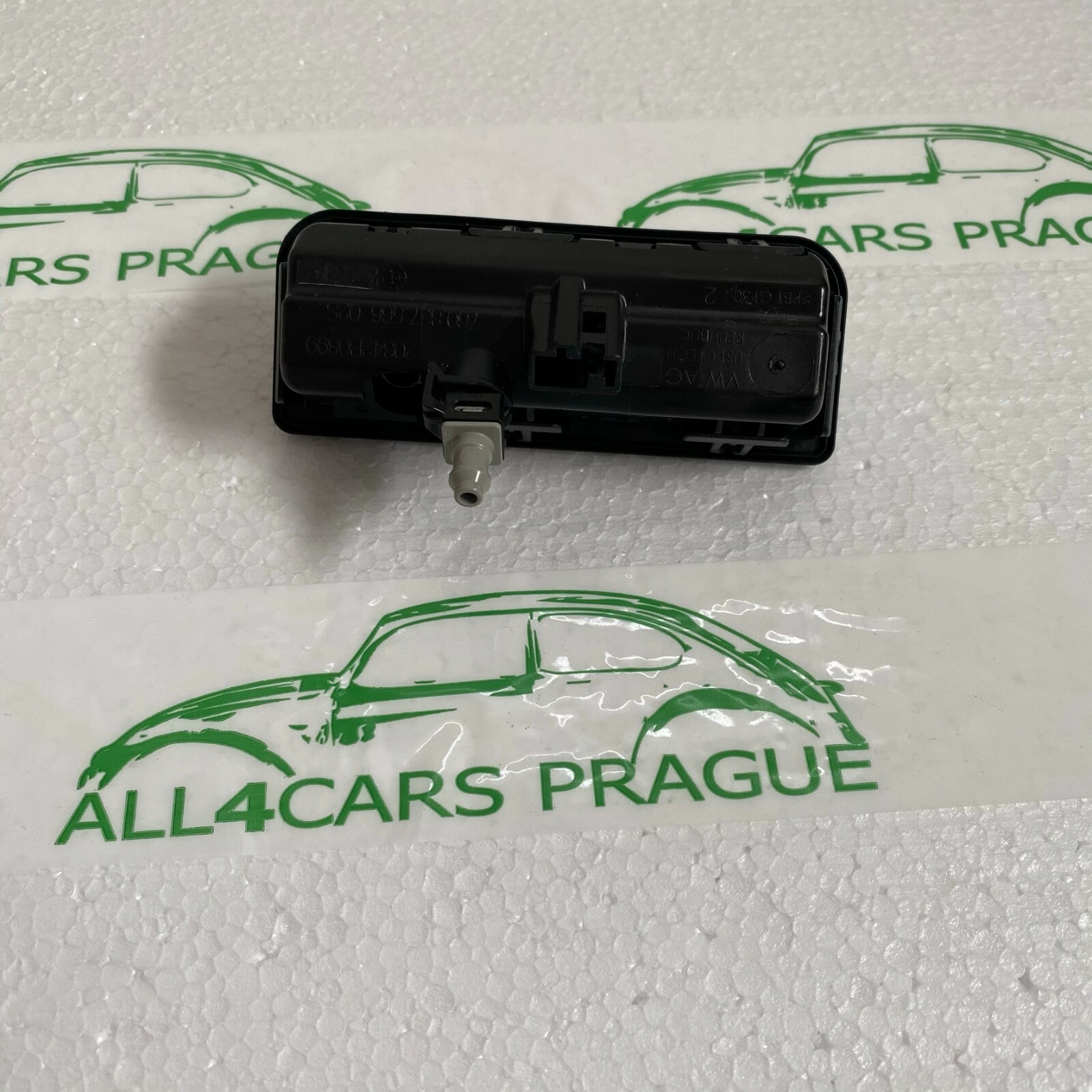 VW TOUAREG III CR7 RÜCKFAHRKAMERA HECKKLAPPENGRIFF 760827566 ORIGINAL VW NEU !!! - Obrázek 3