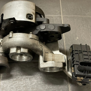 VW TOUATEG V10 5.0 TDI BLE 5.0 TDI ABGAS TURBOLADER RECHTS 07Z145874J TEST CAR..