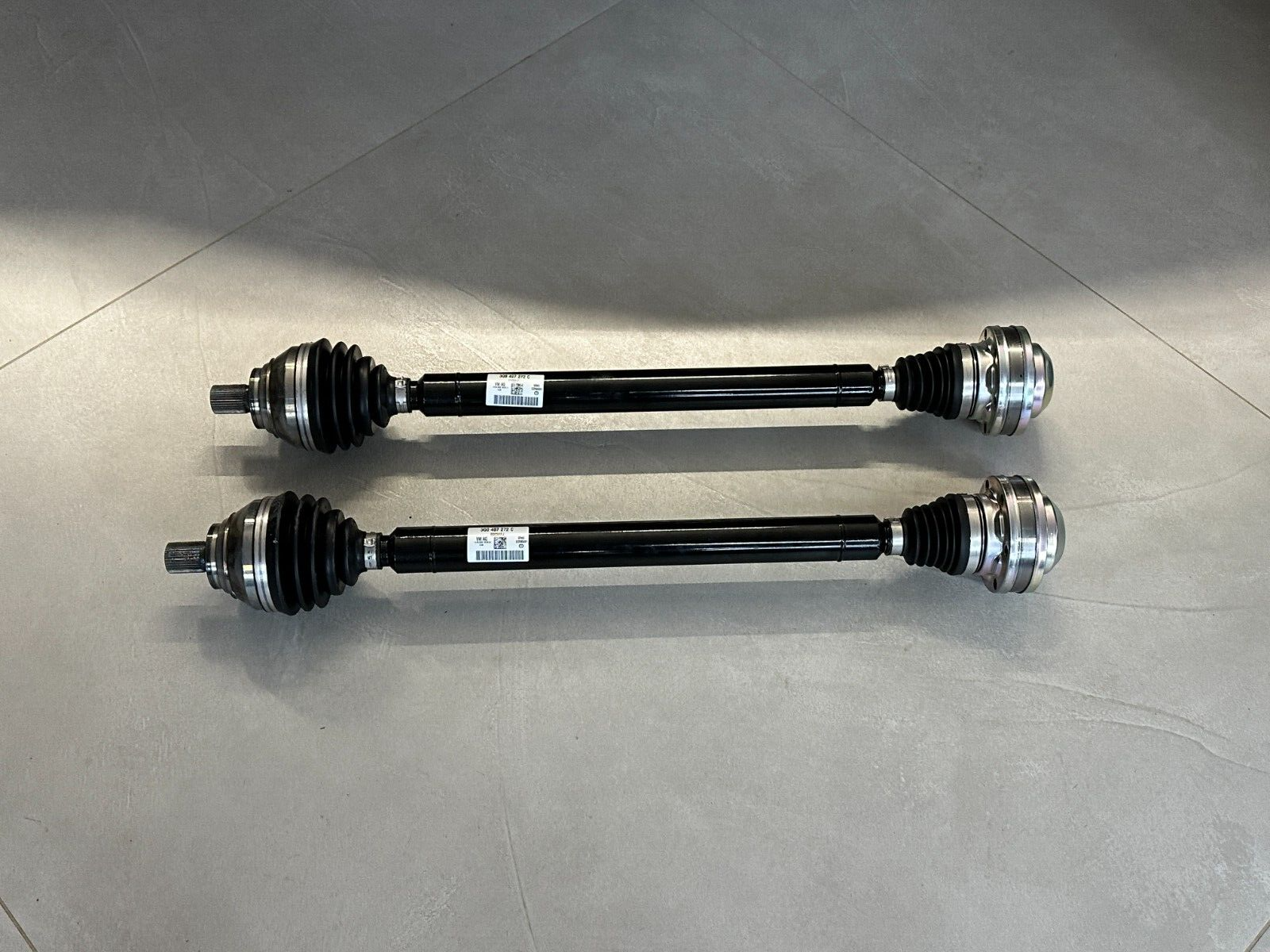 3Q0407272C AUDI VW SKODA VORN RECHTS ANTRIEBSWELLE 3Q0407272C ORIGINAL NEU !!!!