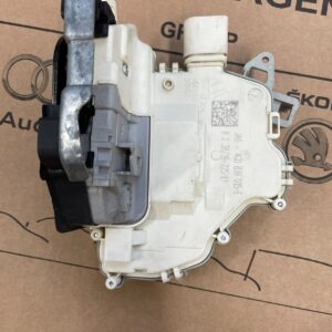 4G0839015E AUDI A6 A7 Q7....VW TOUAREG TÜRSCHLOSS  DOOR LOCK 4G0839015E Fast Neu