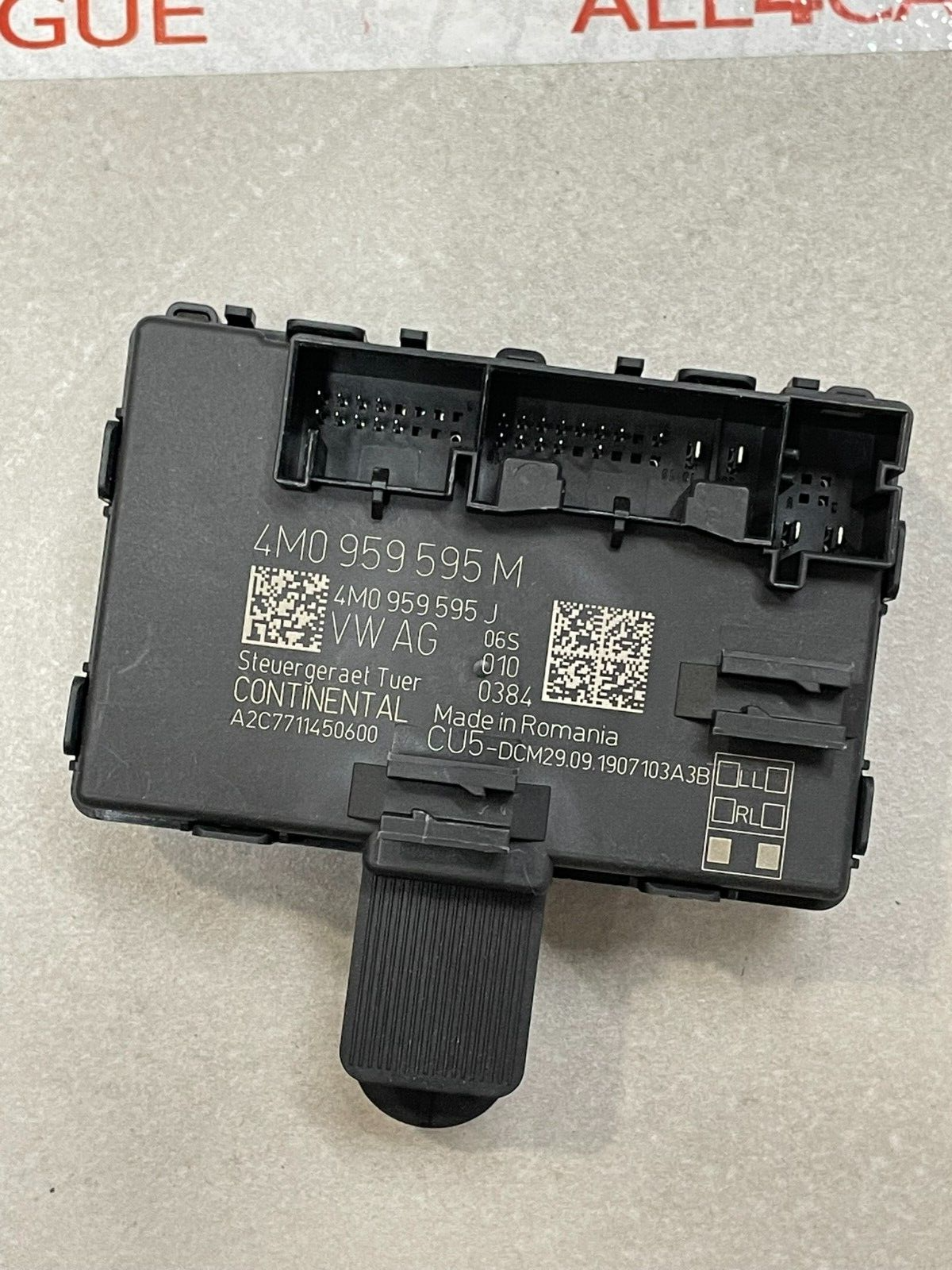 4M0959595M AUDI E-TRON AUDI Q7 TÜRSTEUERGERÄT HINTEN LINKS 4M0959595M Fast Neu