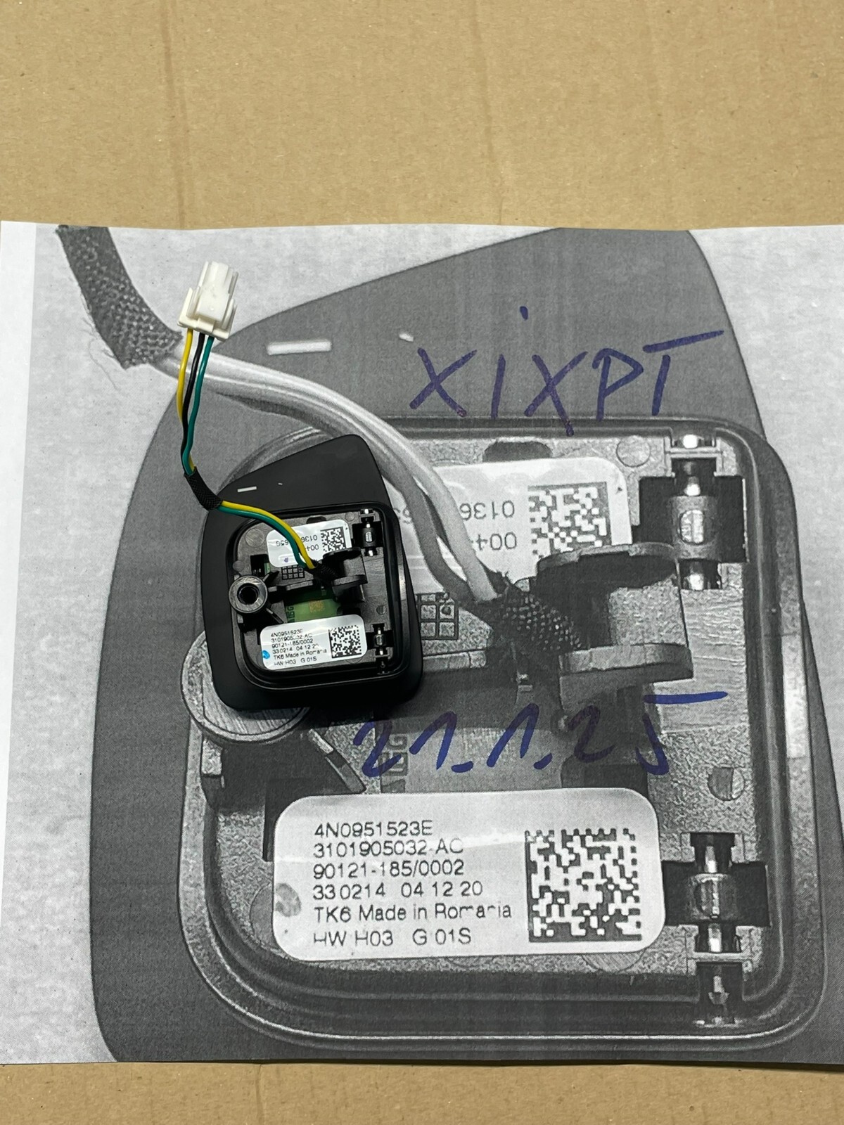 4N0951523E AUDI LENKRAD SCHALTWIPPEN - SCHALT PADELS 4N0951523E LINKS MINUS ORIG - Obrázek 12