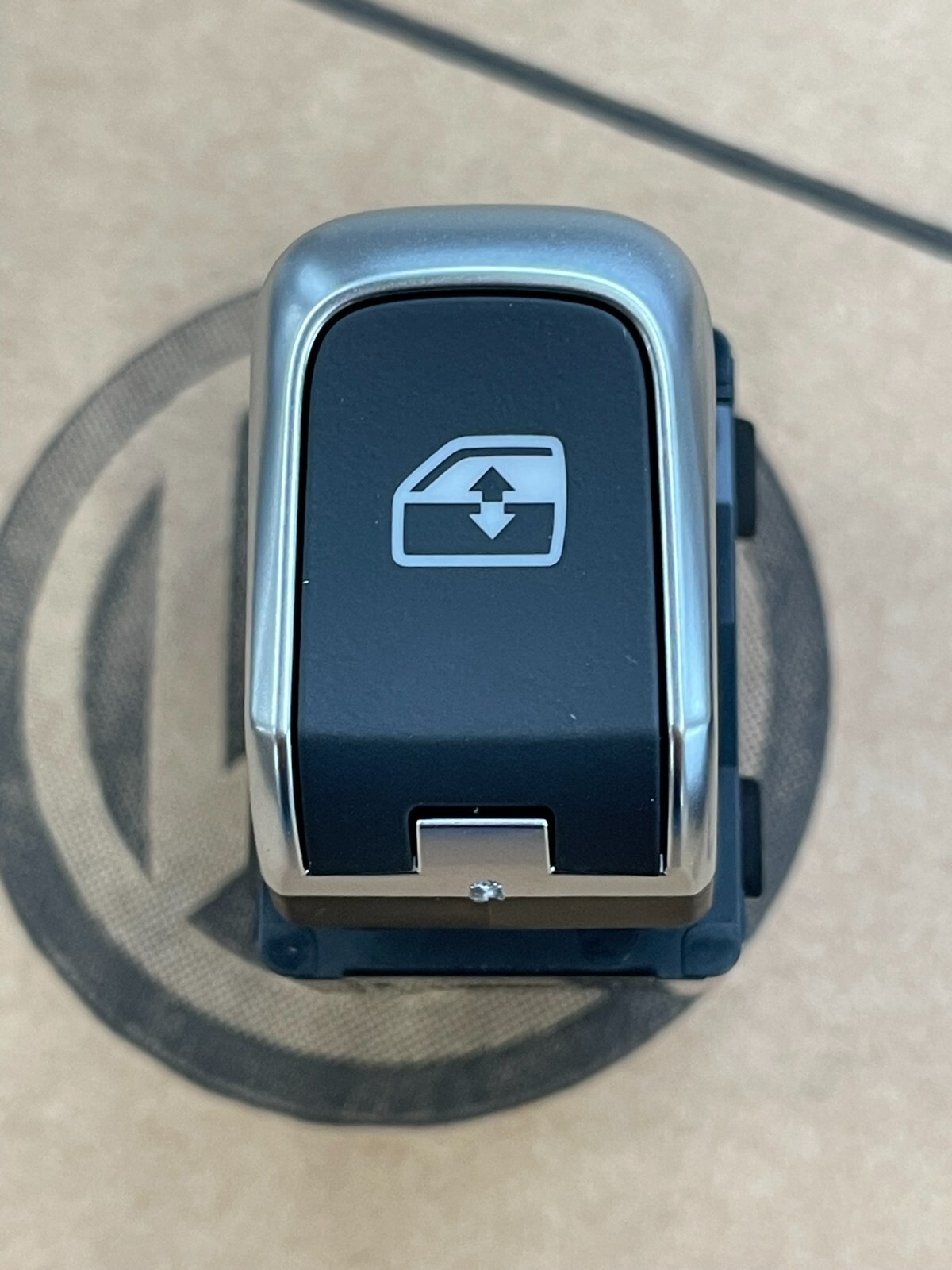 8V0959855C AUDI A3 Q2 RS3 SCHALTER FENSTERHEBER BEIFAHRERSEITE 8V0959855C OE NEU