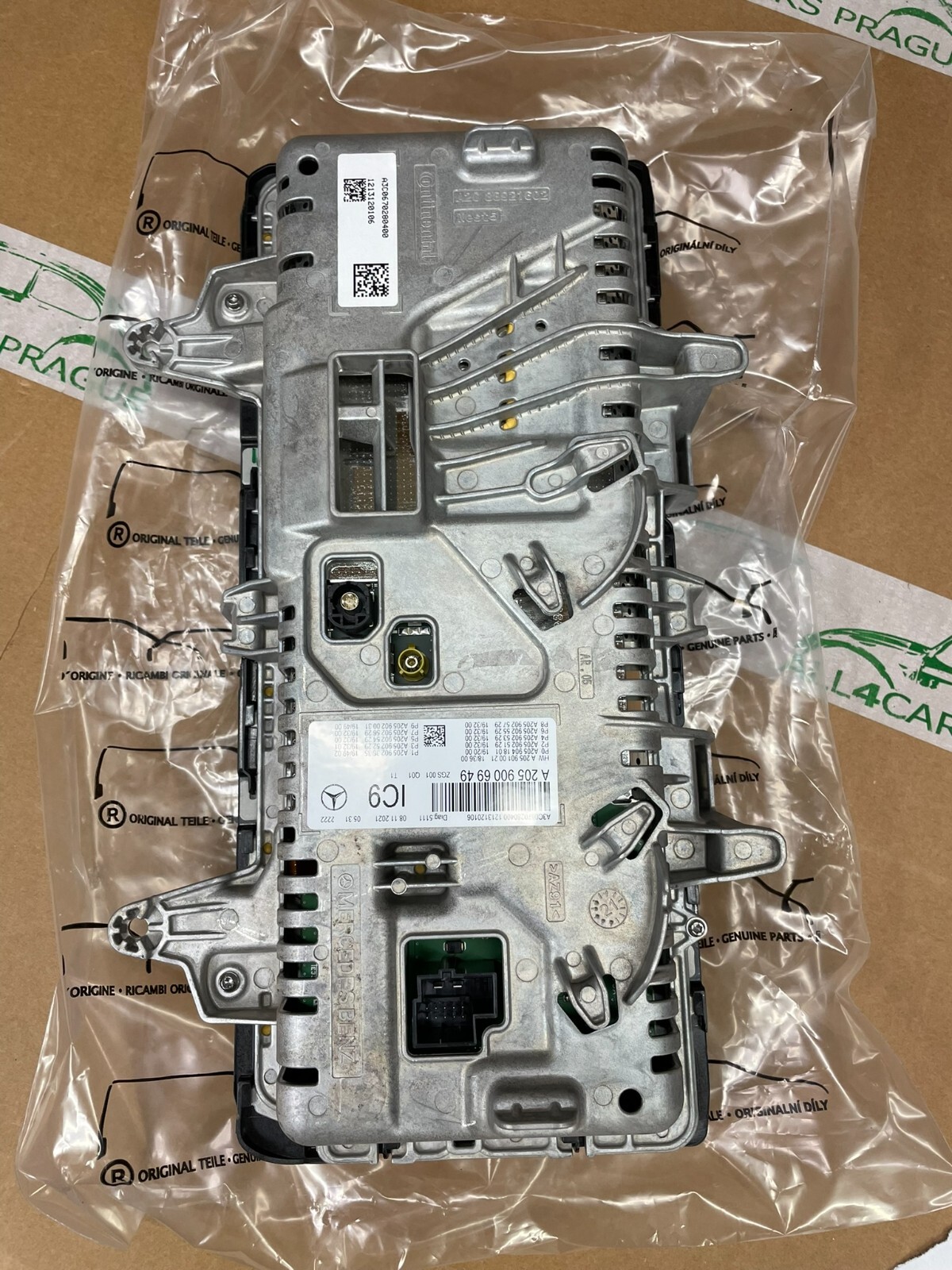 A2059006949 MERCEDES-BENZ W205 C-KLASS TACHO LCD KOMBIINSTRUMENT A2059006949 NEU - Obrázek 11