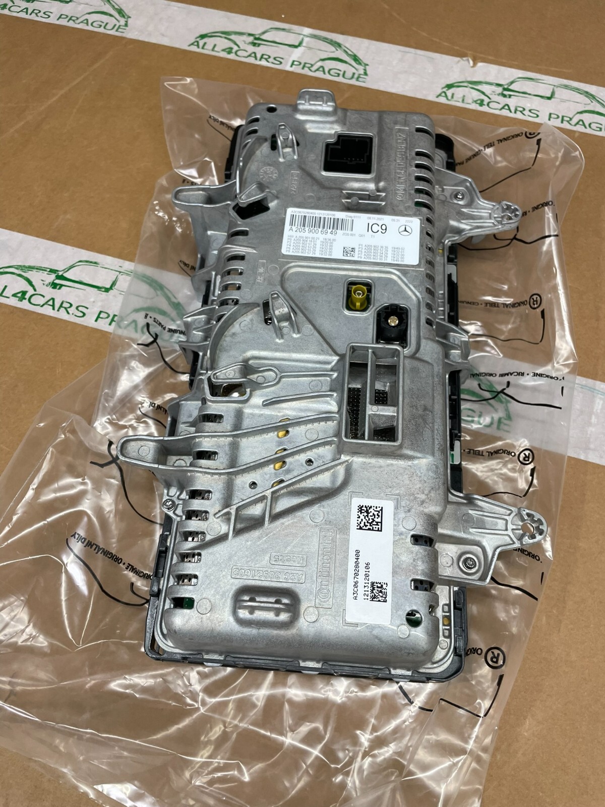 A2059006949 MERCEDES-BENZ W205 C-KLASS TACHO LCD KOMBIINSTRUMENT A2059006949 NEU - Obrázek 12