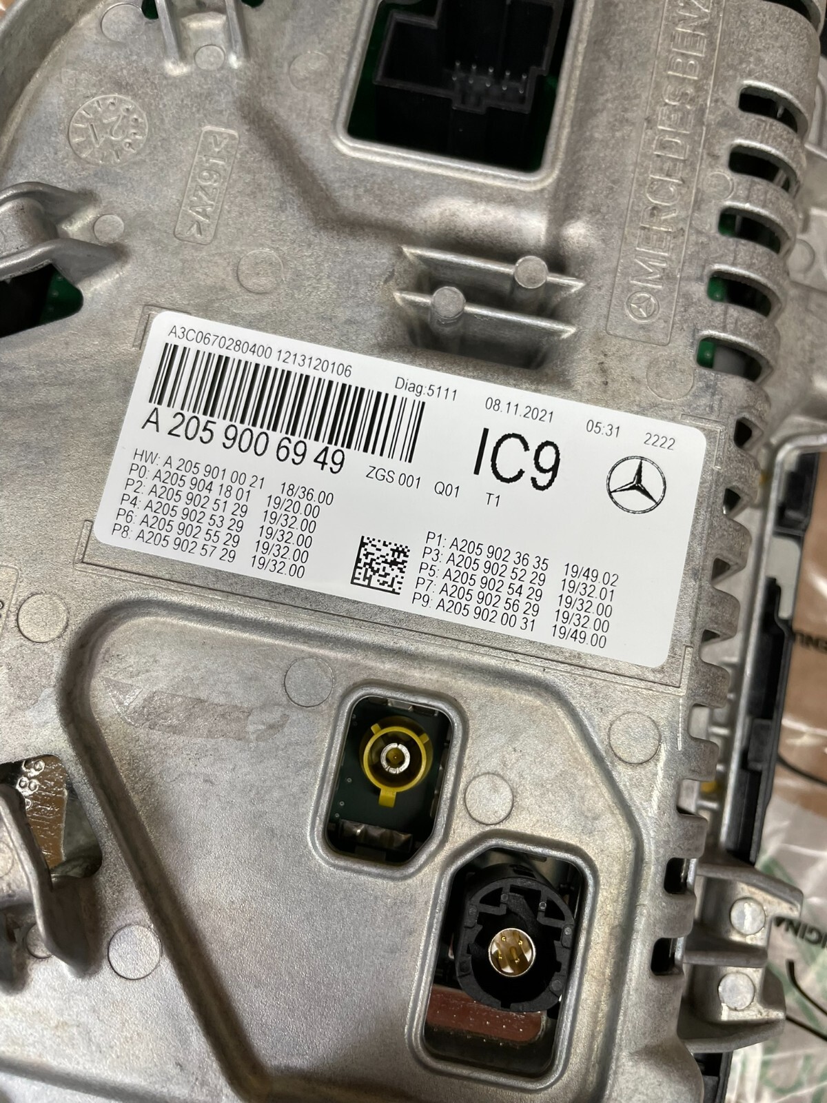 A2059006949 MERCEDES-BENZ W205 C-KLASS TACHO LCD KOMBIINSTRUMENT A2059006949 NEU - Obrázek 15