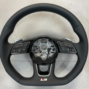 AUDI A3 S3 8Y LENKRAD SPORT ABGEFLACHT GELOCHT SCHALTWIPPEN 8Y0419091Q  ORIG NEU