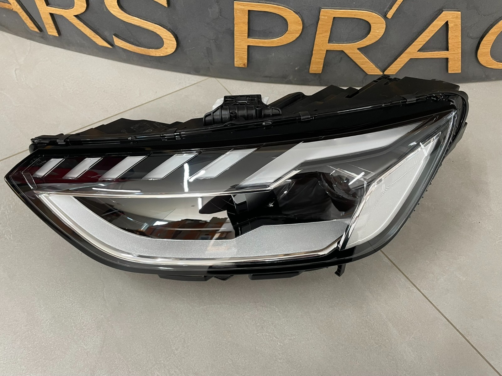 AUDI A4/S4/RS4 LED LINKS FRONTSCHEINWERFER 8W0941033D ORIG NEU - Obrázek 3