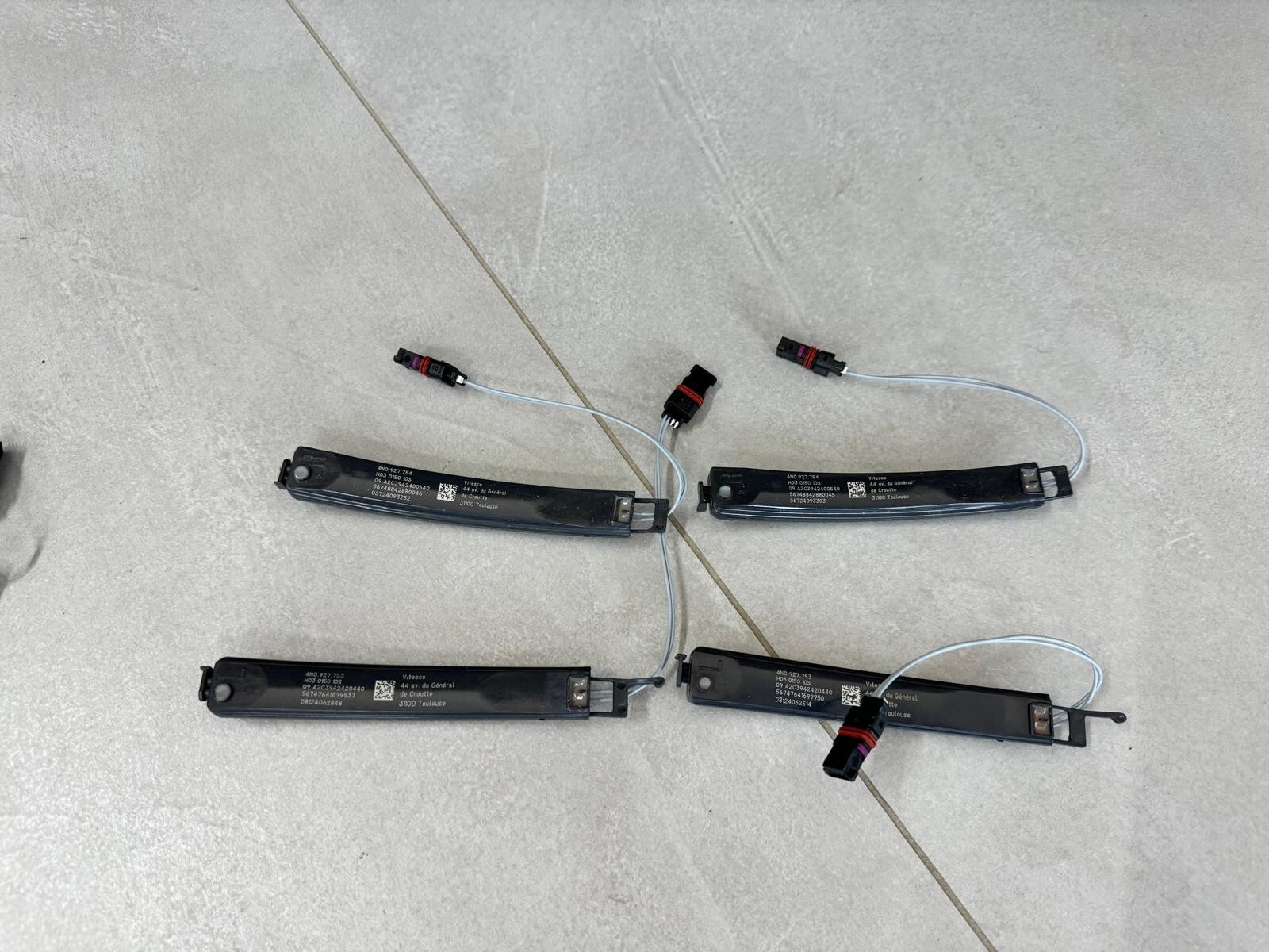 AUDI A6,A7,A8/RS6,RS7,Q8...KESSY ANTENE TÜRGRIFFSENSOR SATZ 4N0927753 4N0927754 - Obrázek 9