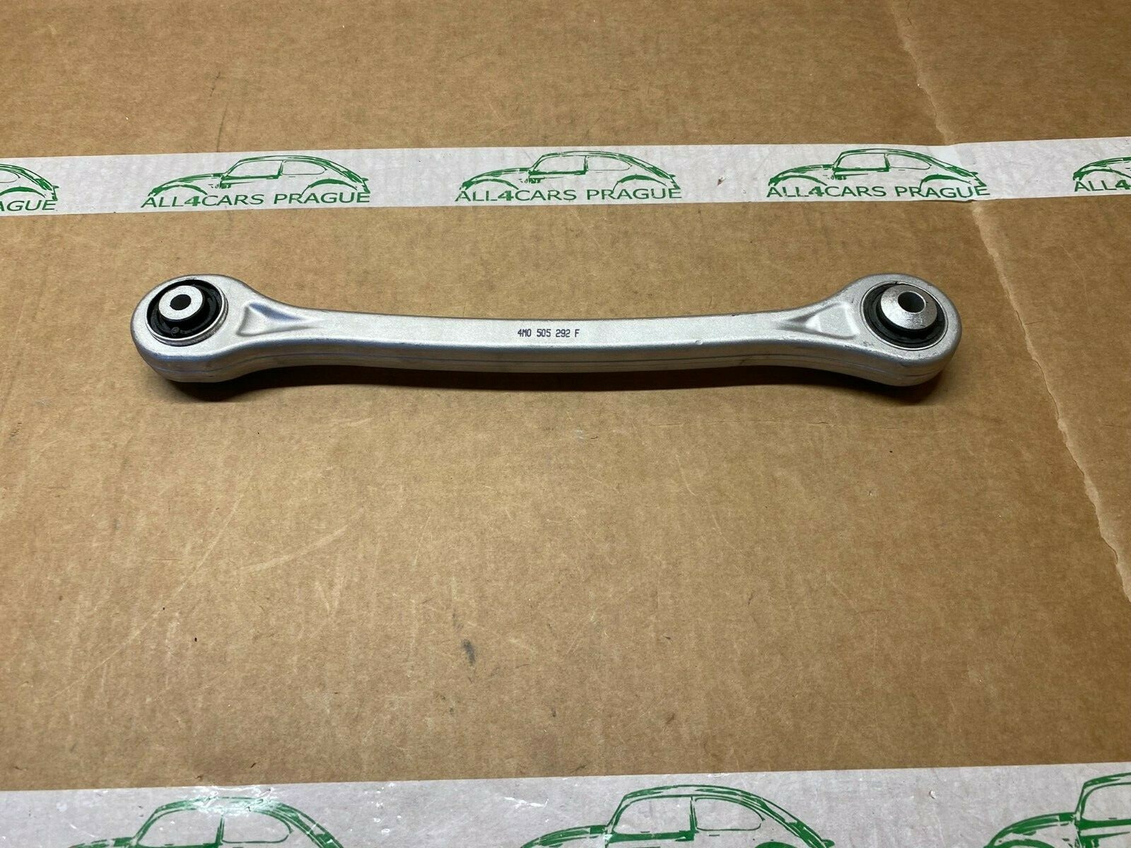 AUDI A6/S6/RS6R,A7/RS7,Q5,Q7,Q8/RSQ8,ETRON QUERLENKER HINTEN RECHTS 4M0505292F