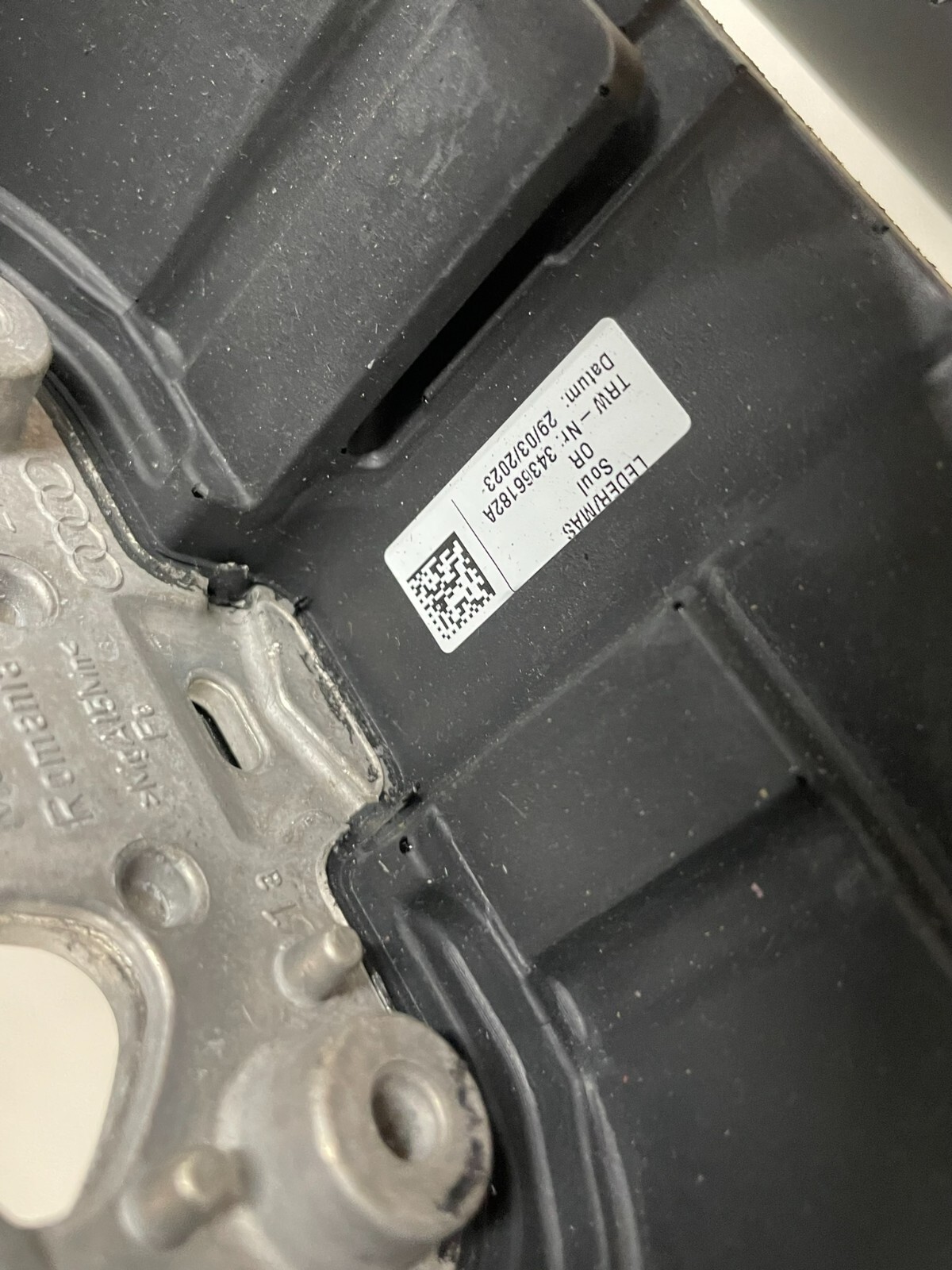 AUDI LENKRAD - LENKRADRAHMEN LEDER SCHWARZ ORIGINAL AUDI NEU TEIL - Obrázek 16