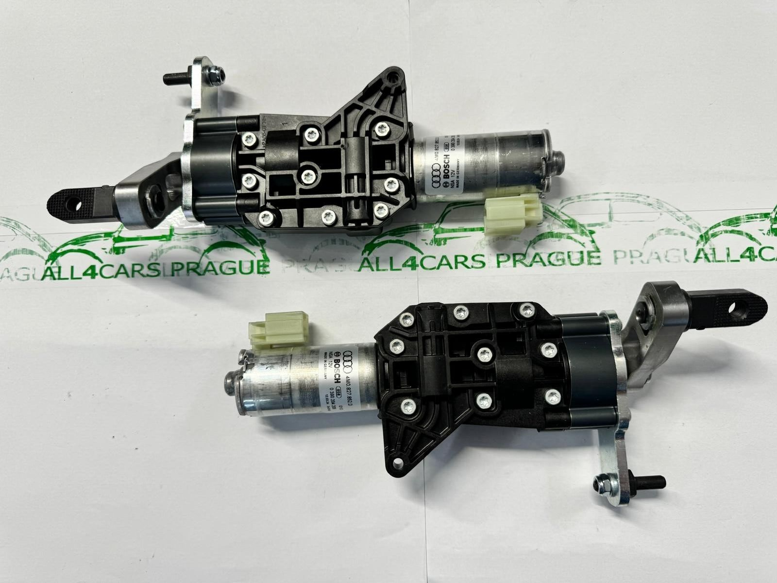 AUDI Q7 ANTRIEBSEINHEIT FÜR ELEKTRISCHE HECKKLAPPE HINTEN RECHTS 4M0827852D NEU