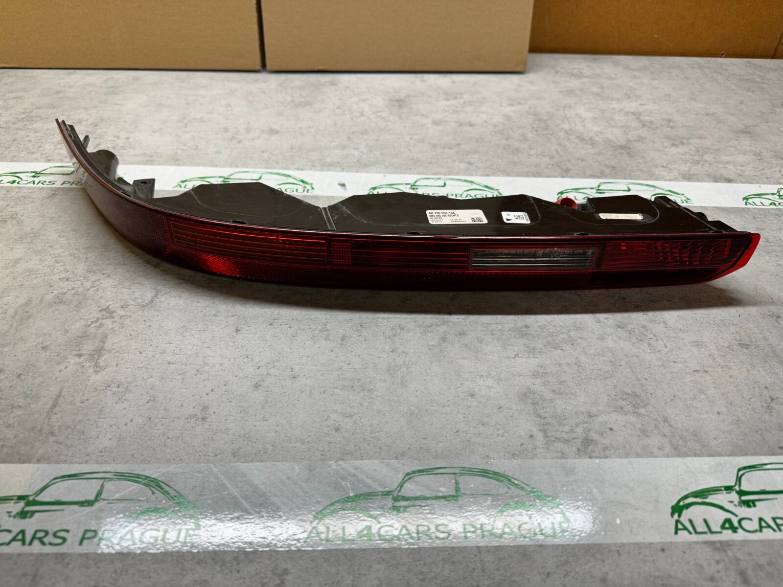 AUDI Q7 SCHLUSSLEUCHTE RÜCKLEUCHTE RÜCKLICHT RECHTS 4M0945096 ORIGINAL