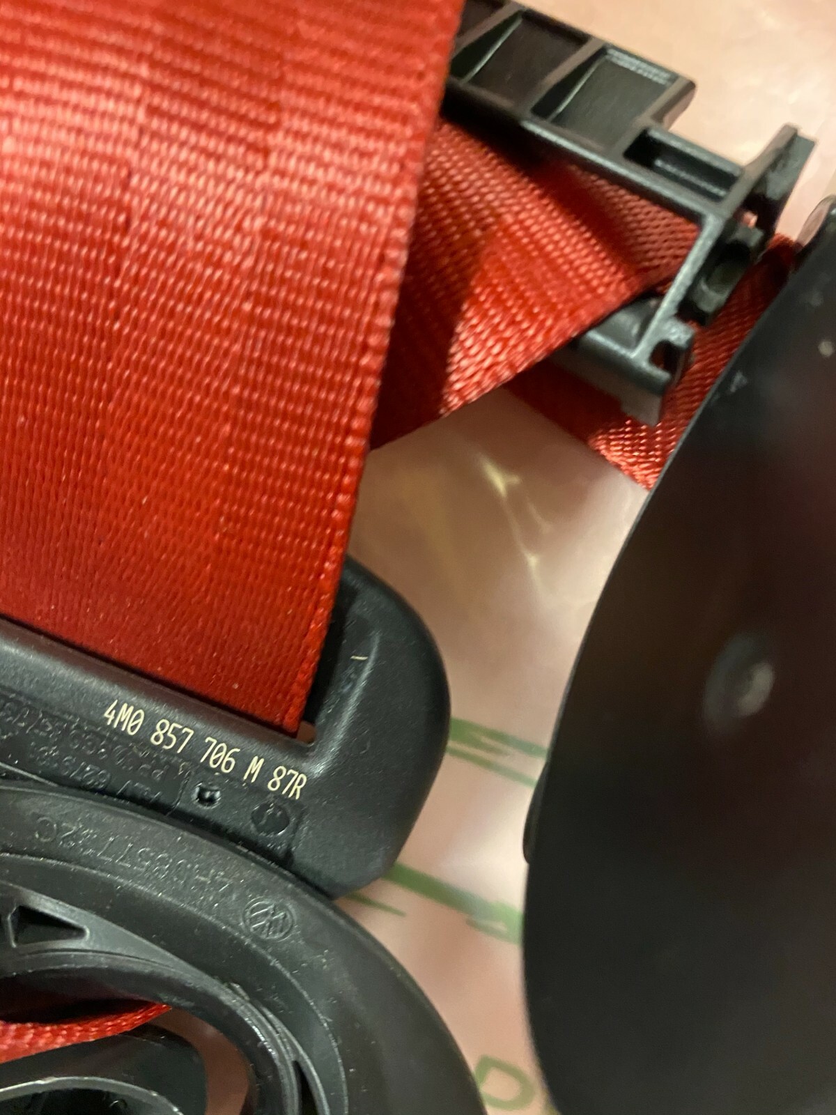 AUDI Q7 SQ7 SEAT BELT FRONT RED AUDI Q7 4M0857706M 4M0857705L SICHERHEITSGURTEN - Obrázek 4