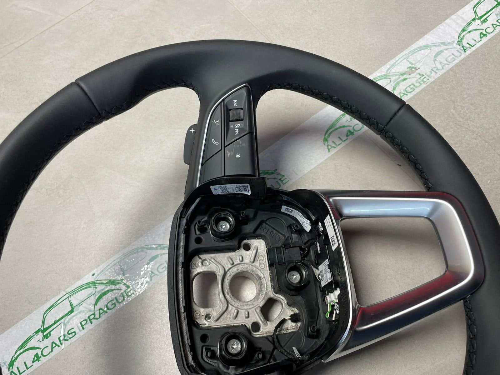 AUDI SPORT LENKRAD AUDI A4 A5 Q5 Q7 Q8 SPORT LENKRAD LEDER 4M8419091AJ Fast Neu - Obrázek 11