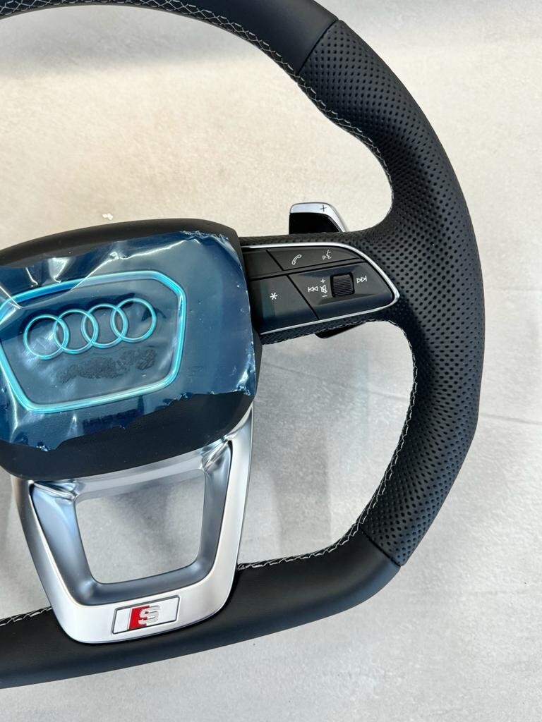 AUDI SQ7 SQ8 SPORT LENKRAD LEDER ABGEFLACHT MIT GROSSEN S SCHALTWIPPEN ORIG.NEU! - Obrázek 6