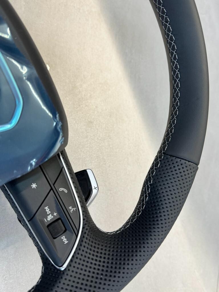 AUDI SQ7 SQ8 SPORT LENKRAD LEDER ABGEFLACHT MIT GROSSEN S SCHALTWIPPEN ORIG.NEU! - Obrázek 10