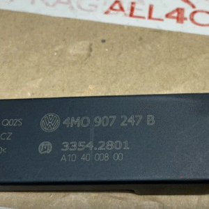 AUDI VW ANTENNE FÜR ZUGANG STARTBERECHTIGUNG (KESSY) 4M0907247B Fast Neu d Test