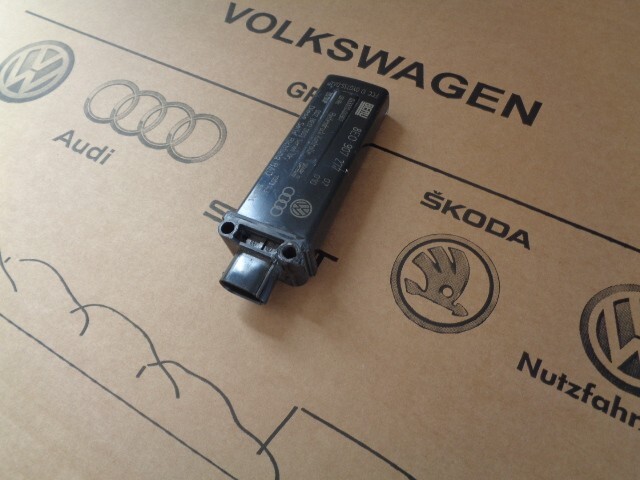 AUDI VW BENTLEY ANTENNE REIFENDRUCKKONTROLLE 8E0907277 Fast Neu dem vom Test Car - Obrázek 7