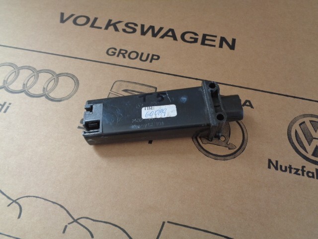 AUDI VW BENTLEY ANTENNE REIFENDRUCKKONTROLLE 8E0907277 Fast Neu dem vom Test Car - Obrázek 10