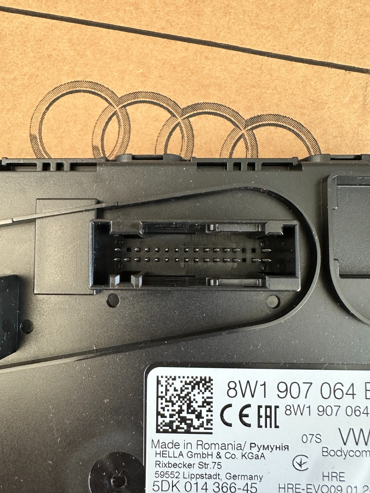 BCM AUDI A4 A5 Q7 Q8 E-TRON - BCM ZENTRAL STEUERGERÄT 8W1907064EP - Obrázek 4