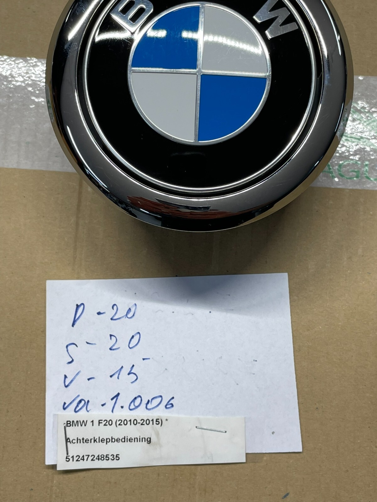 BMW 1 ER F20 HECKKLAPPE EMBLEMBETÄTIGUNG SCHLIESSSYSTEM 51247270728 DEM TEST CAR - Obrázek 18