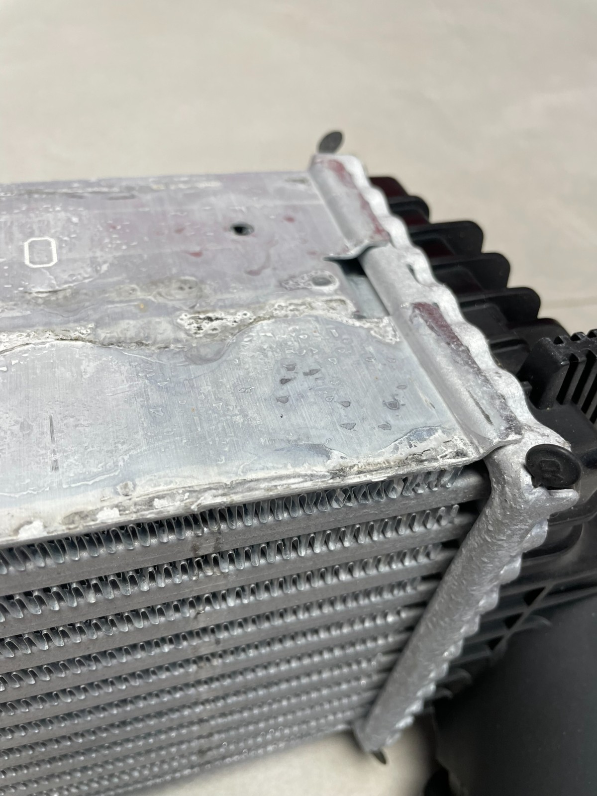 BMW X5 ,X6 E70,E70,F15,E71,F16 LADELUFTKÜHLER 7809321 , 17517809321-01 NEU ORIG - Obrázek 15