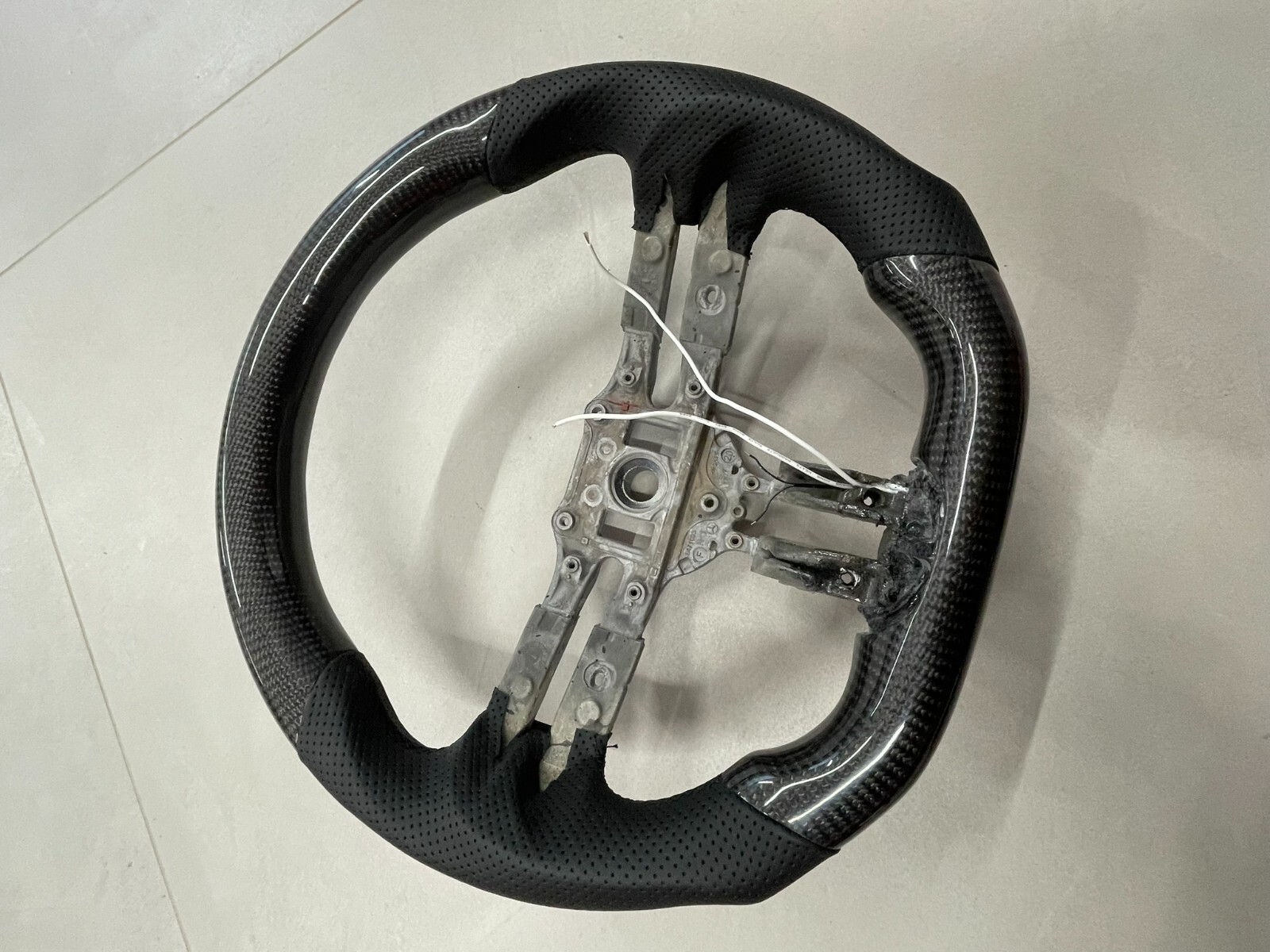 CARBON LENKRAD FÜR MERCEDES BENZ SPORT AMG LEERES RAHMEN INDIVIDUELLE PRODUKT - Obrázek 4