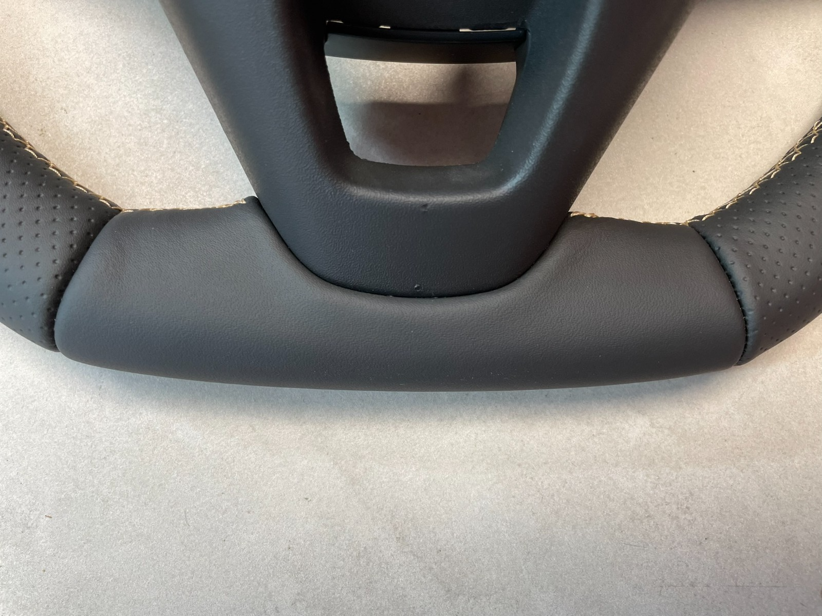 FORD FOCUS ST-LINE SPORTLENKRAD ABGEFLACHT 21816000129 - KX7J3600MC31FQ NEW OE! - Obrázek 20