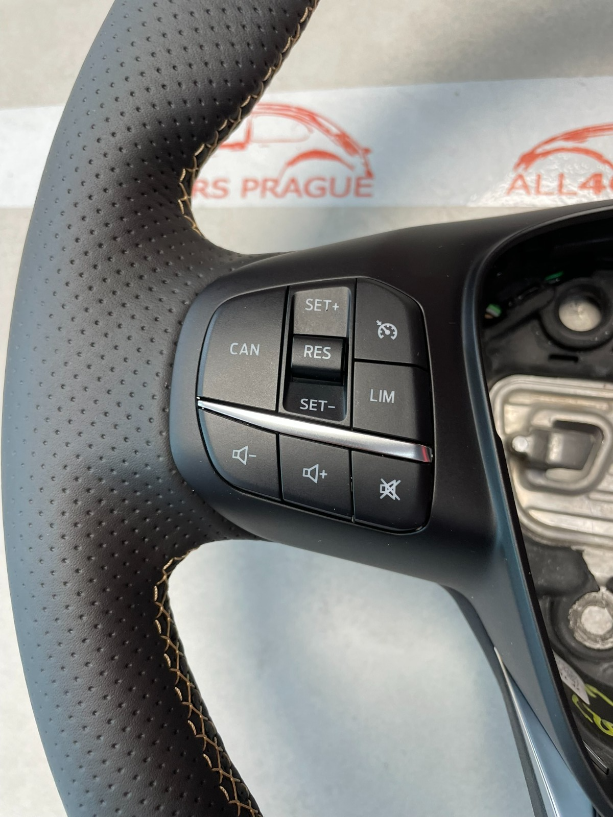 FORD FOCUS ST-LINE SPORTLENKRAD ABGEFLACHT 21816000129 - KX7J3600MC31FQ NEW OE! - Obrázek 3