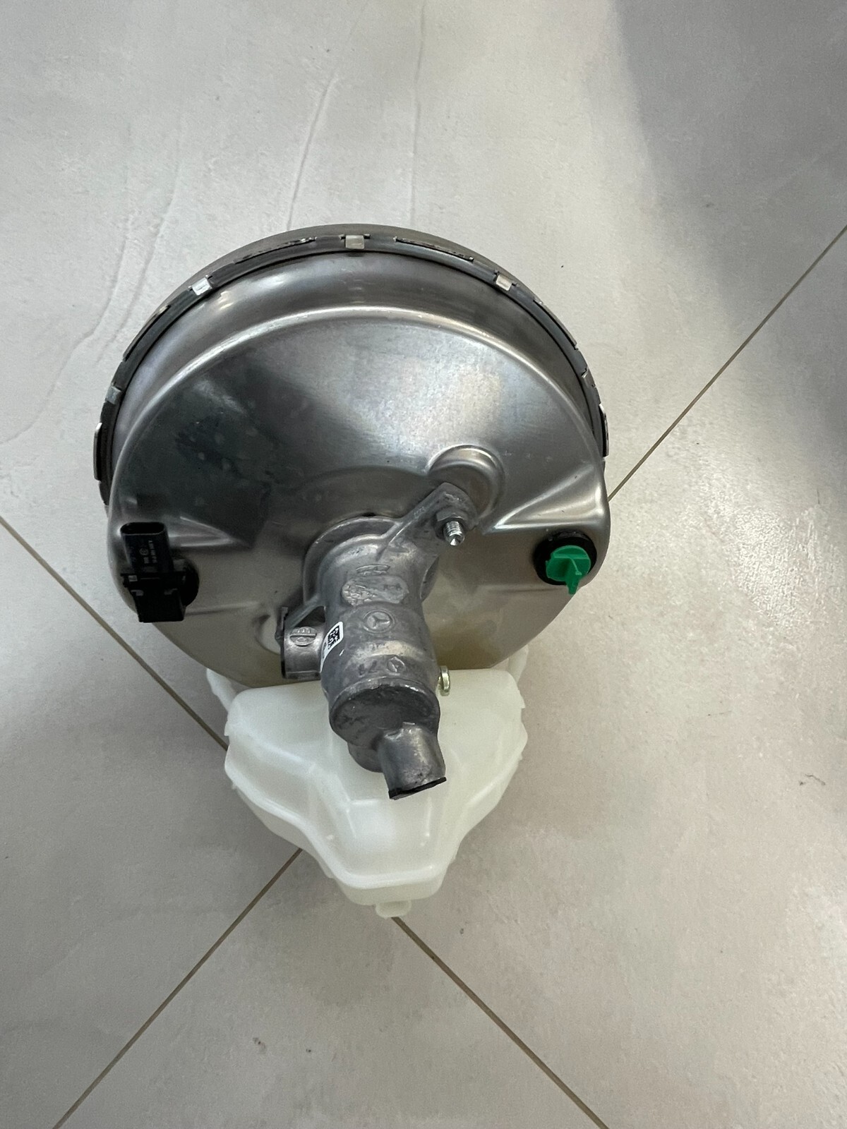 MERCEDES-BENZ BREMSKRAFTVERSTÄRKER SERVO A2134300130 DEMONT FROM NEW TEST CAR - Obrázek 13