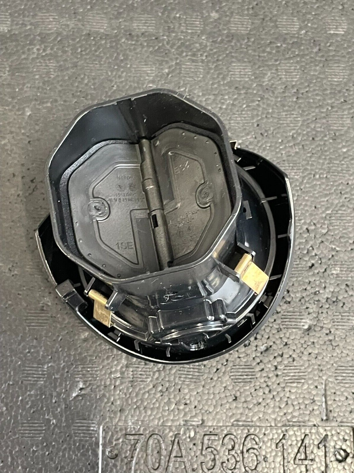 MERCEDES-BENZ C A205 GLC X253 RIGHT DASHBOARD AIR INTAKE GRILLE A2058301054 TEST - Obrázek 6