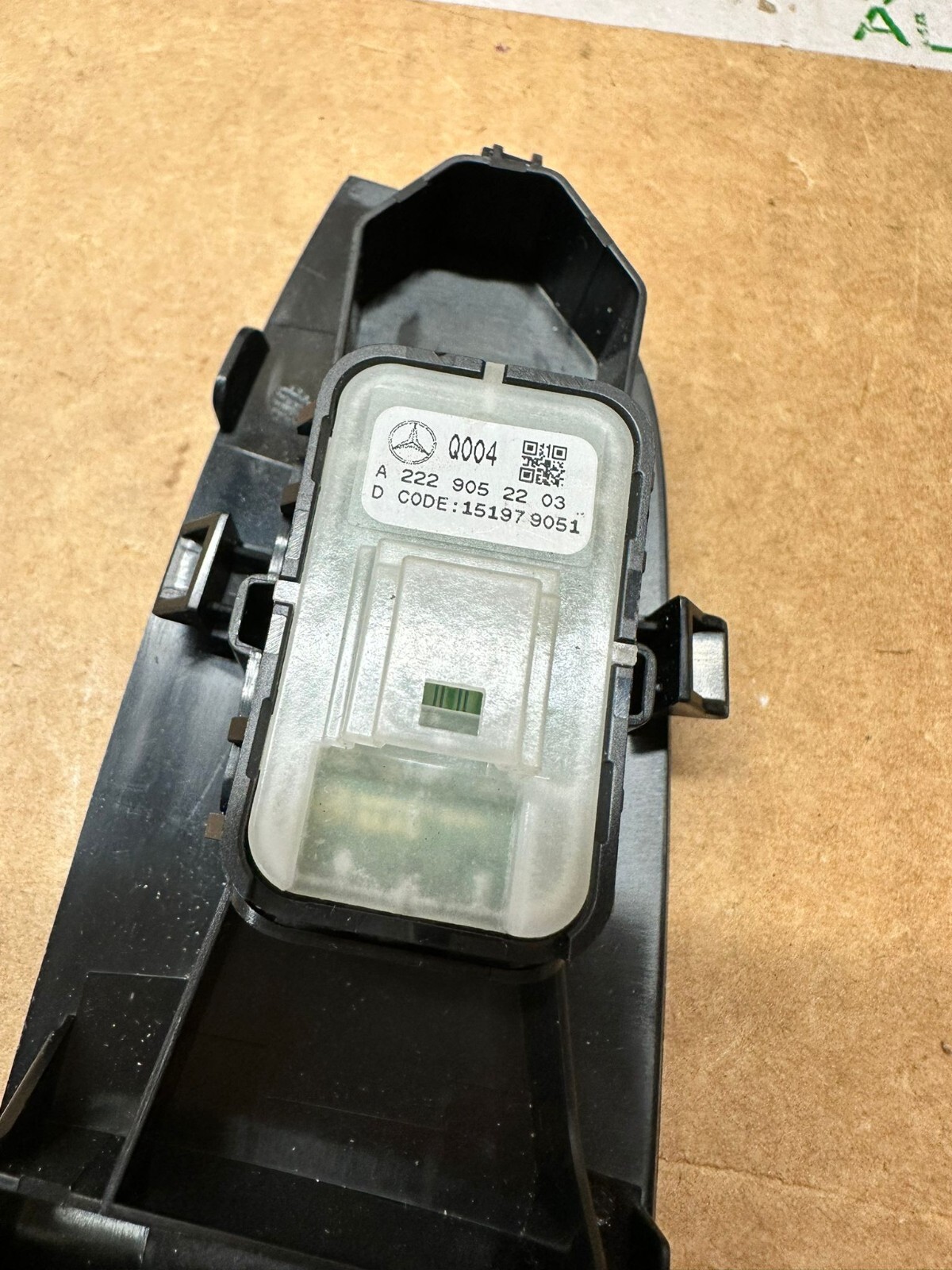 MERCEDES-BENZ C W205 VORNE RECHTS TÜR FENSTERKONTAKT TRIM LHD A2057201400 ORIG.! - Obrázek 7