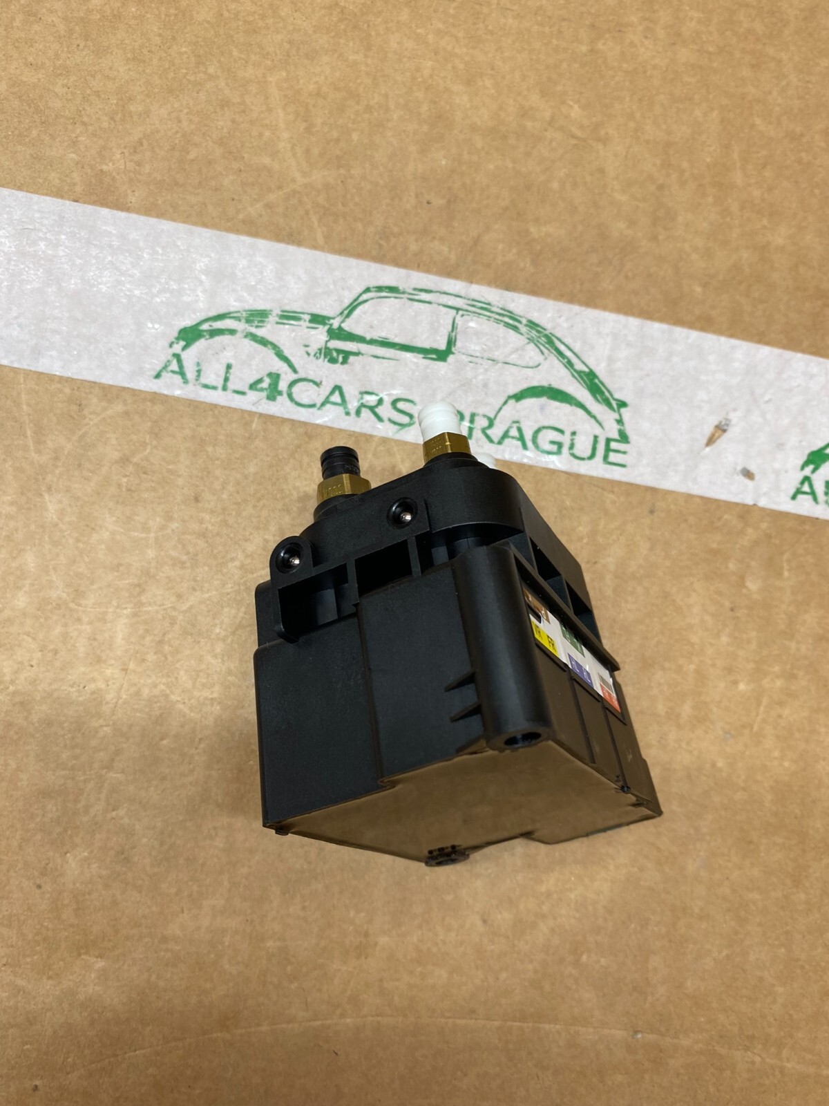 MERCEDES BENZ E-KLASSE COUPÉ C238 VENTIL LUFTFEDERUNG 0993200200 ORIG. NEU!! - Obrázek 9