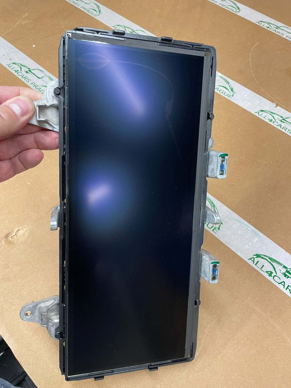 MERCEDES BENZ W205 C - A2059006949 KOMBIINSTRUMENT LCD HAT EINEN DEFEKT- NEU 0KM - Obrázek 6