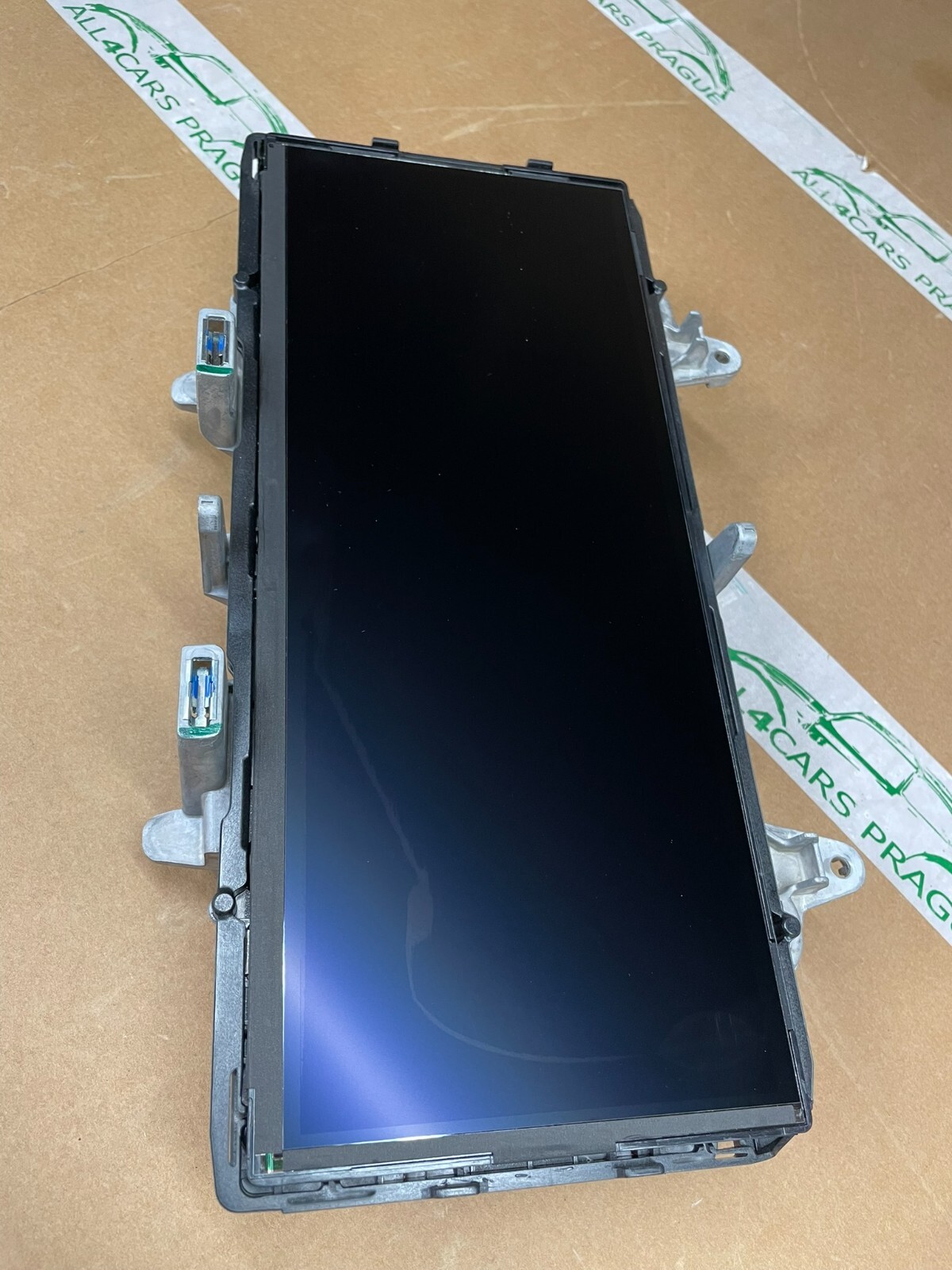 MERCEDES BENZ W205 C - A2059006949 KOMBIINSTRUMENT LCD HAT EINEN DEFEKT- NEU 0KM - Obrázek 9