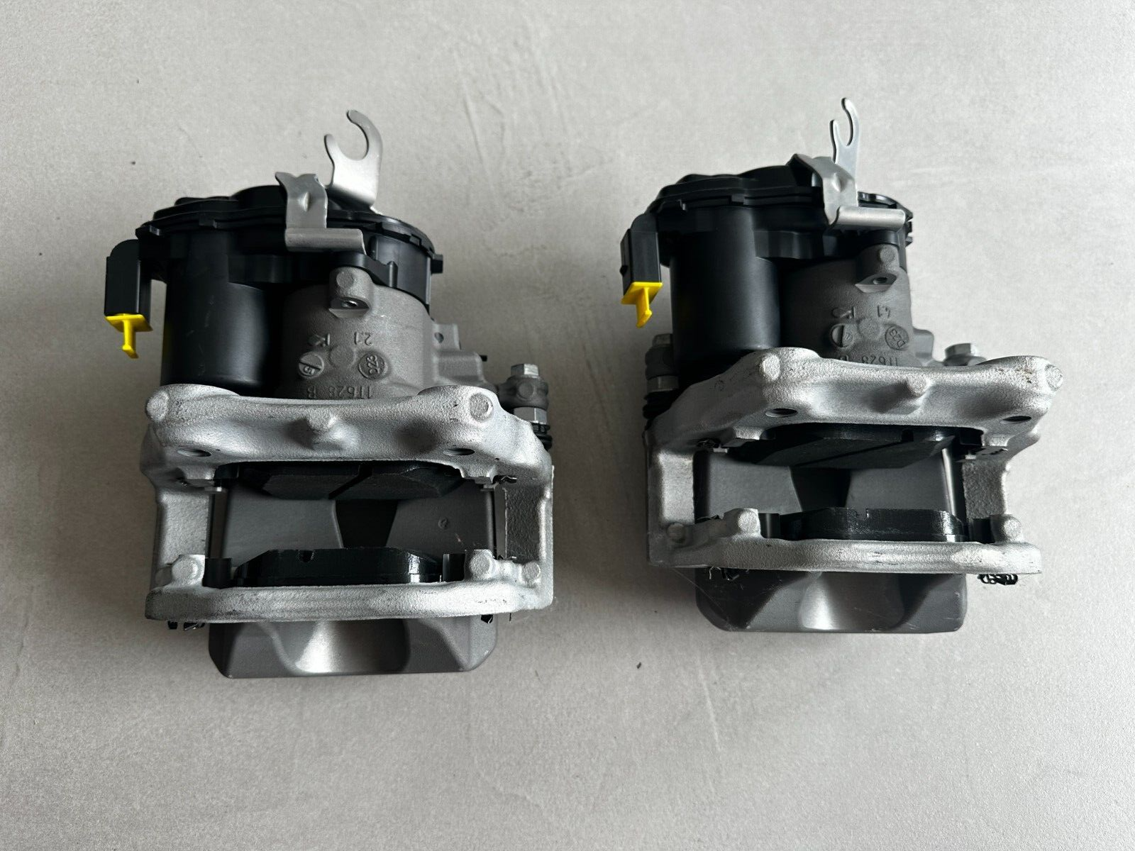 MERCEDES BREMSSATTEL HINTEN 300*22+BREMSBELEGE A0004239500LI-A0004239500 OE NEU - Obrázek 6