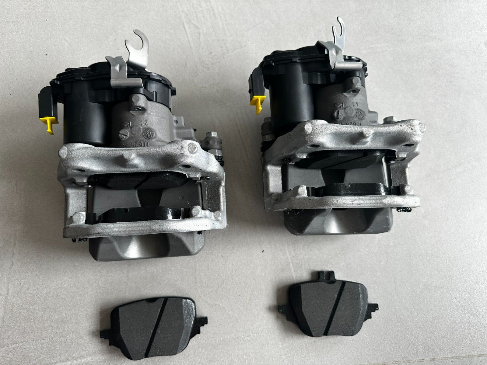 MERCEDES BREMSSATTEL HINTEN 300*22+BREMSBELEGE A0004239500LI-A0004239500 OE NEU - Obrázek 8