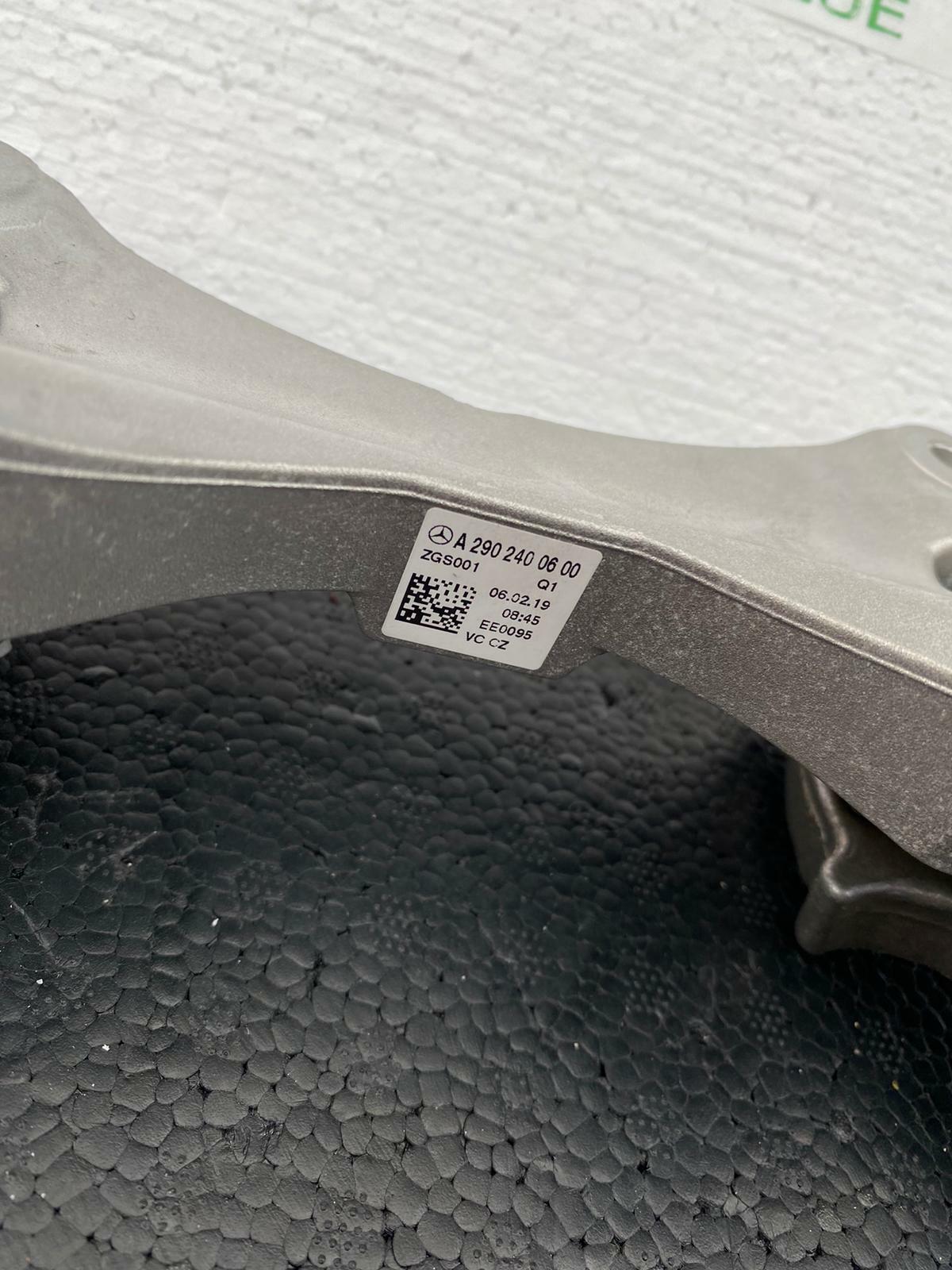 MERCEDES C CLS AMG Gearbox Mount Bracket A2902400600 ORIGINAL NEU - Obrázek 5