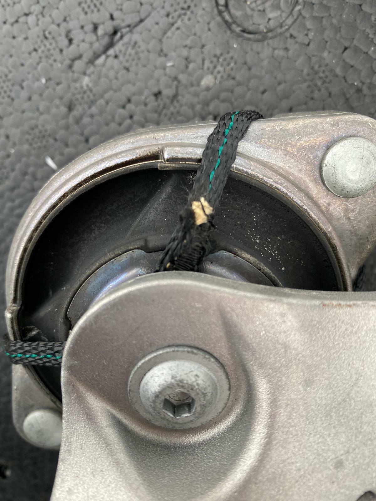 MERCEDES C CLS AMG Gearbox Mount Bracket A2902400600 ORIGINAL NEU - Obrázek 6