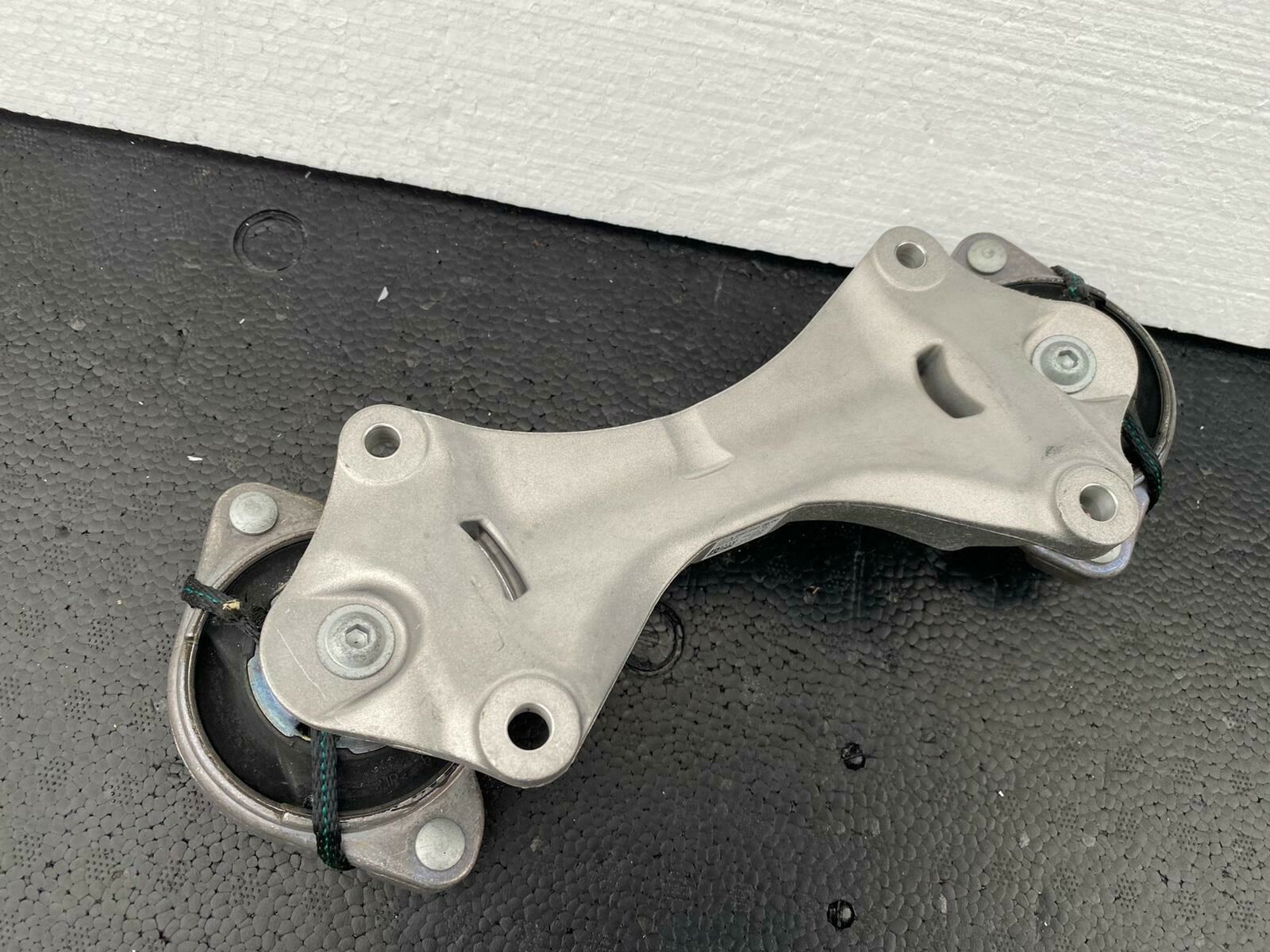 MERCEDES C CLS AMG Gearbox Mount Bracket A2902400600 ORIGINAL NEU - Obrázek 8