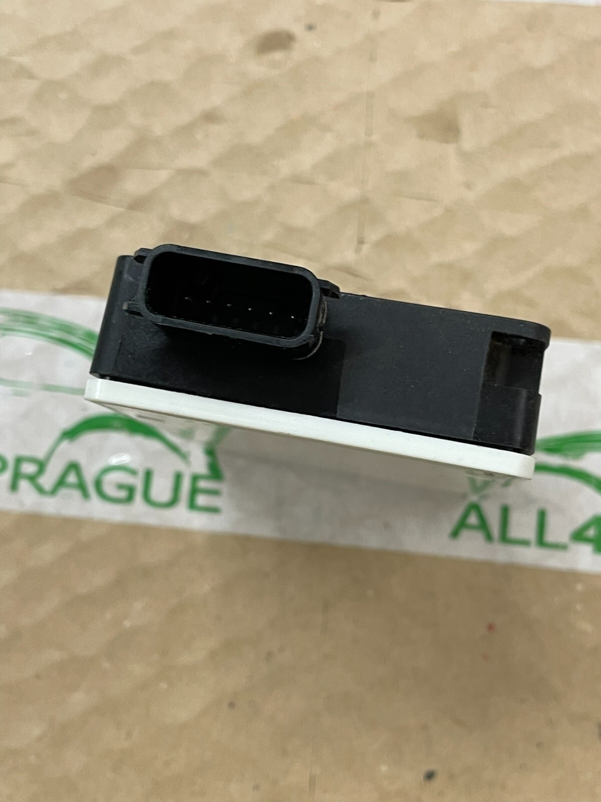 MERCEDES RADARSENSOR TOTWINKEL ASSISTENT A0009058802 Fast Neu Demont Test Wagen - Obrázek 11