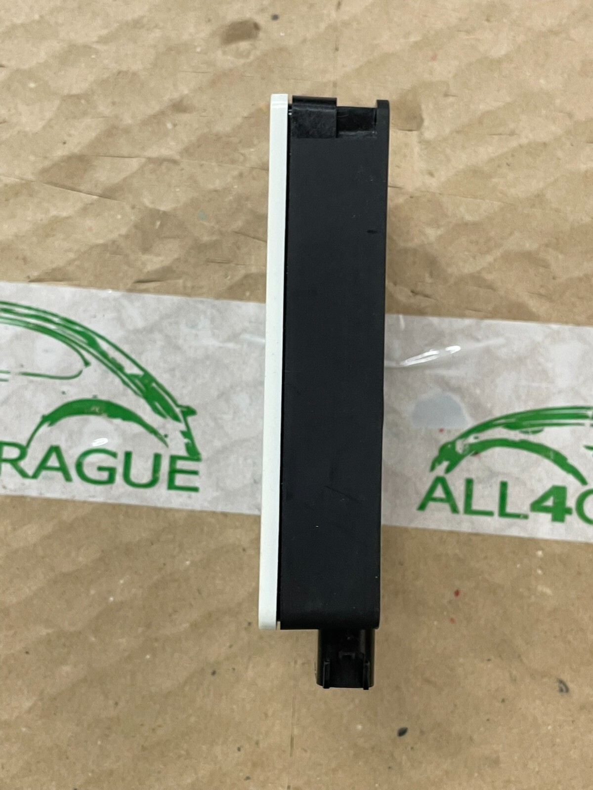 MERCEDES RADARSENSOR TOTWINKEL ASSISTENT A0009058802 Fast Neu Demont Test Wagen - Obrázek 10